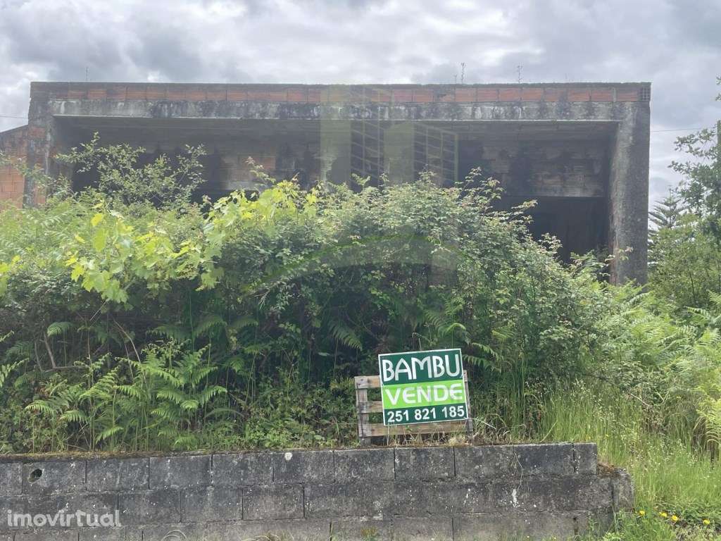 Terreno com benfeitorias em Cornes para venda. - Grande imagem: 5/13