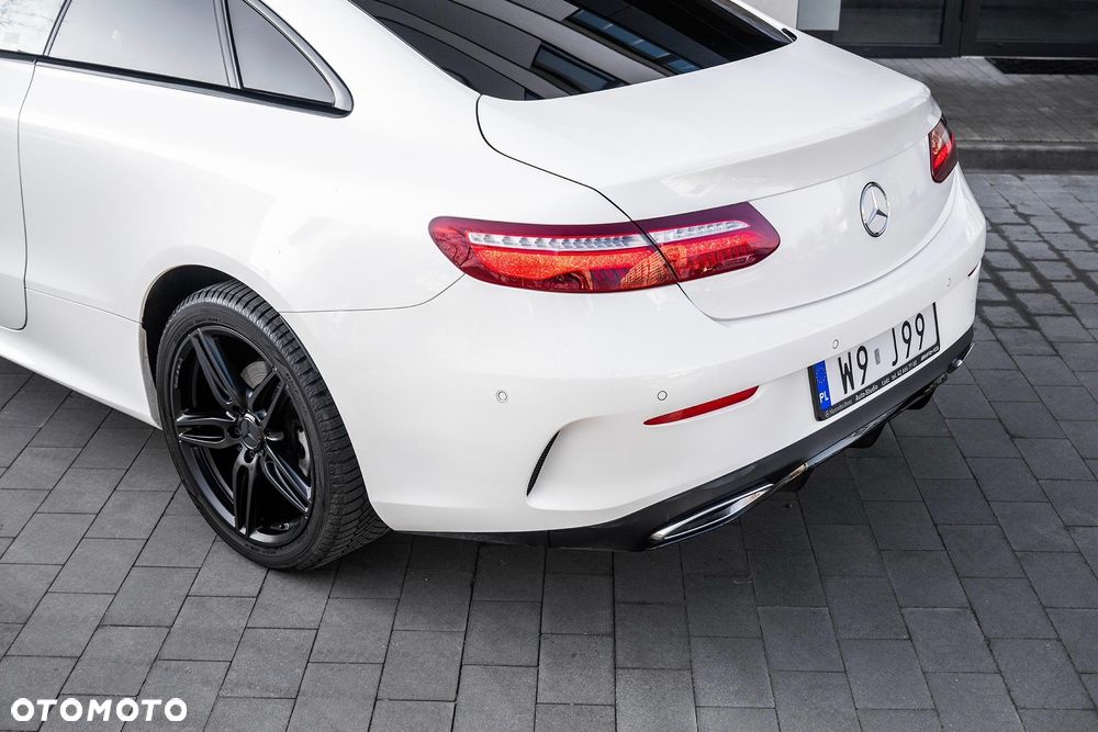 Mercedes-Benz Klasa E 220 d 4-Matic 9G-TRONIC - 9