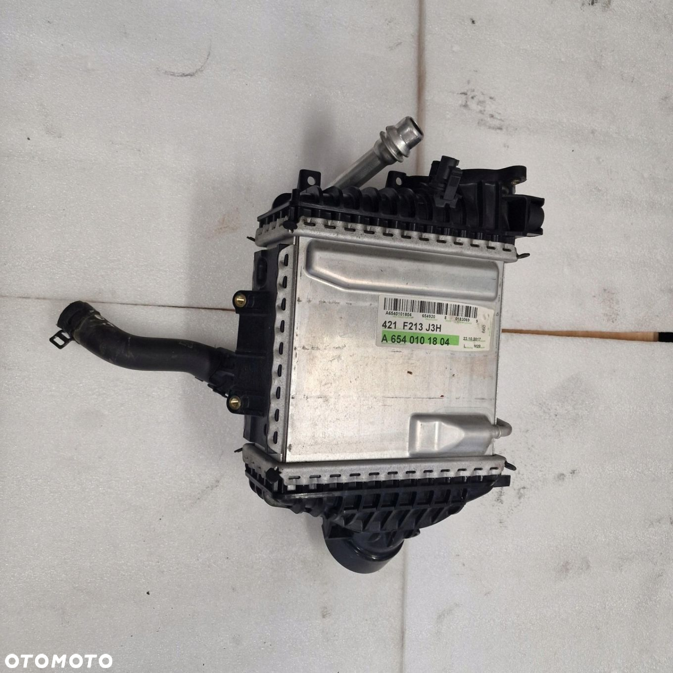 Chłodnica Powietrza Intercooler 2.0 CDI MERCEDES W238 W213 A6540101804 - 2