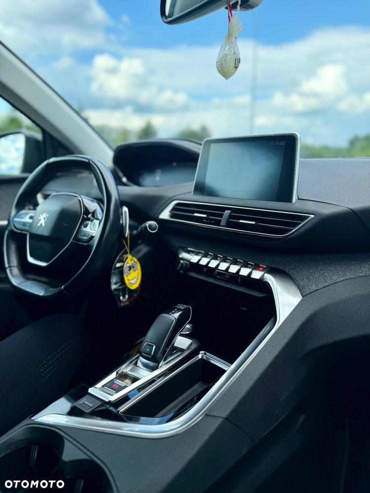 Peugeot 3008 1.5 BlueHDi Allure S&S EAT8 - 27
