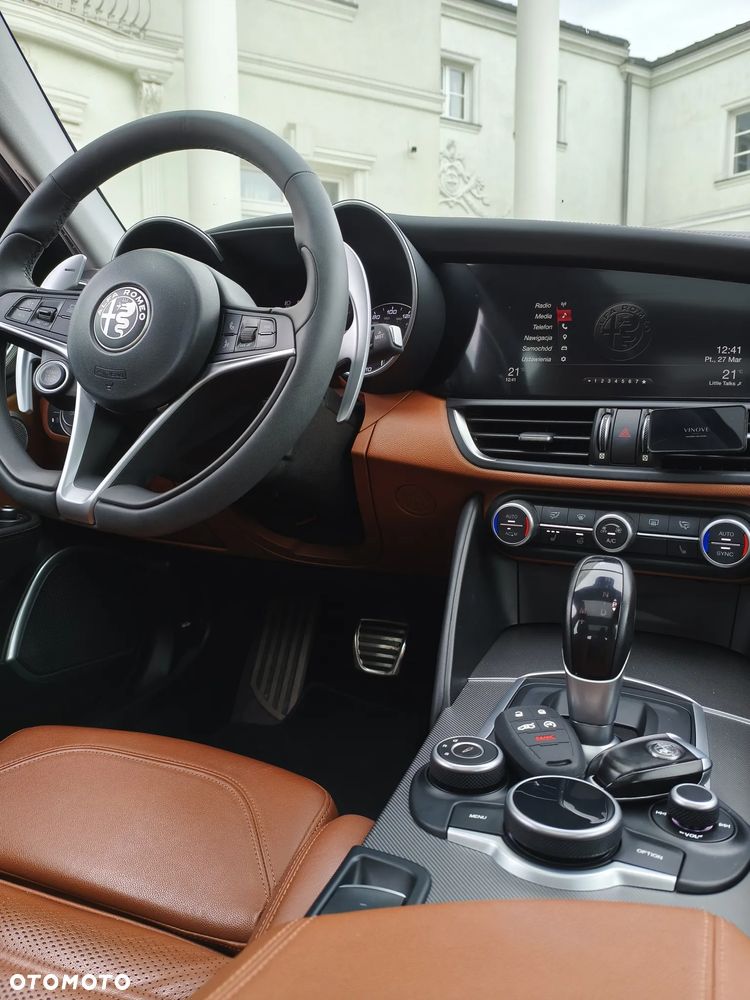 Alfa Romeo Giulia 2.0 Turbo 16V AT8-Q4 Competizione - 39
