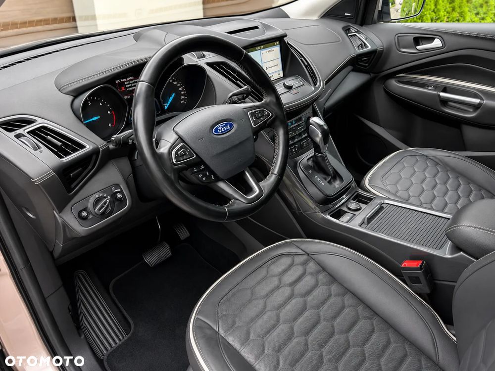 Ford Kuga 2.0 TDCi 4x4 Vignale - 2
