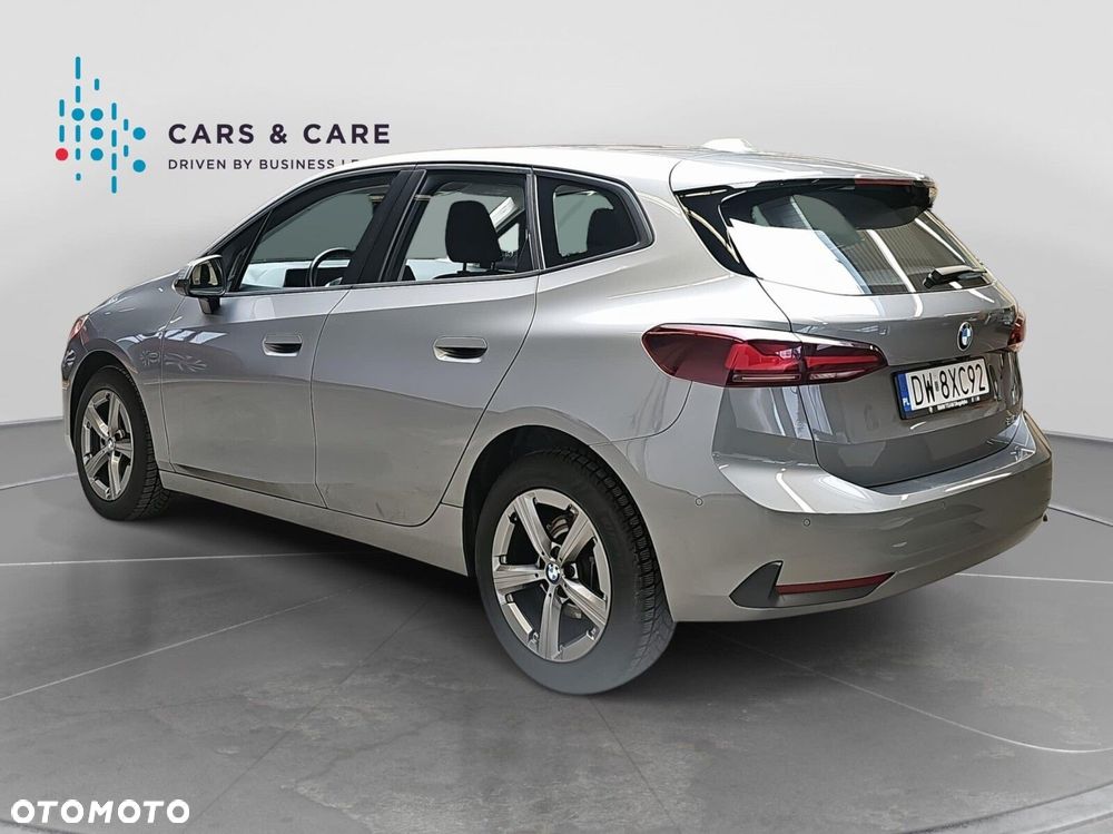 BMW Seria 2 218i - 25