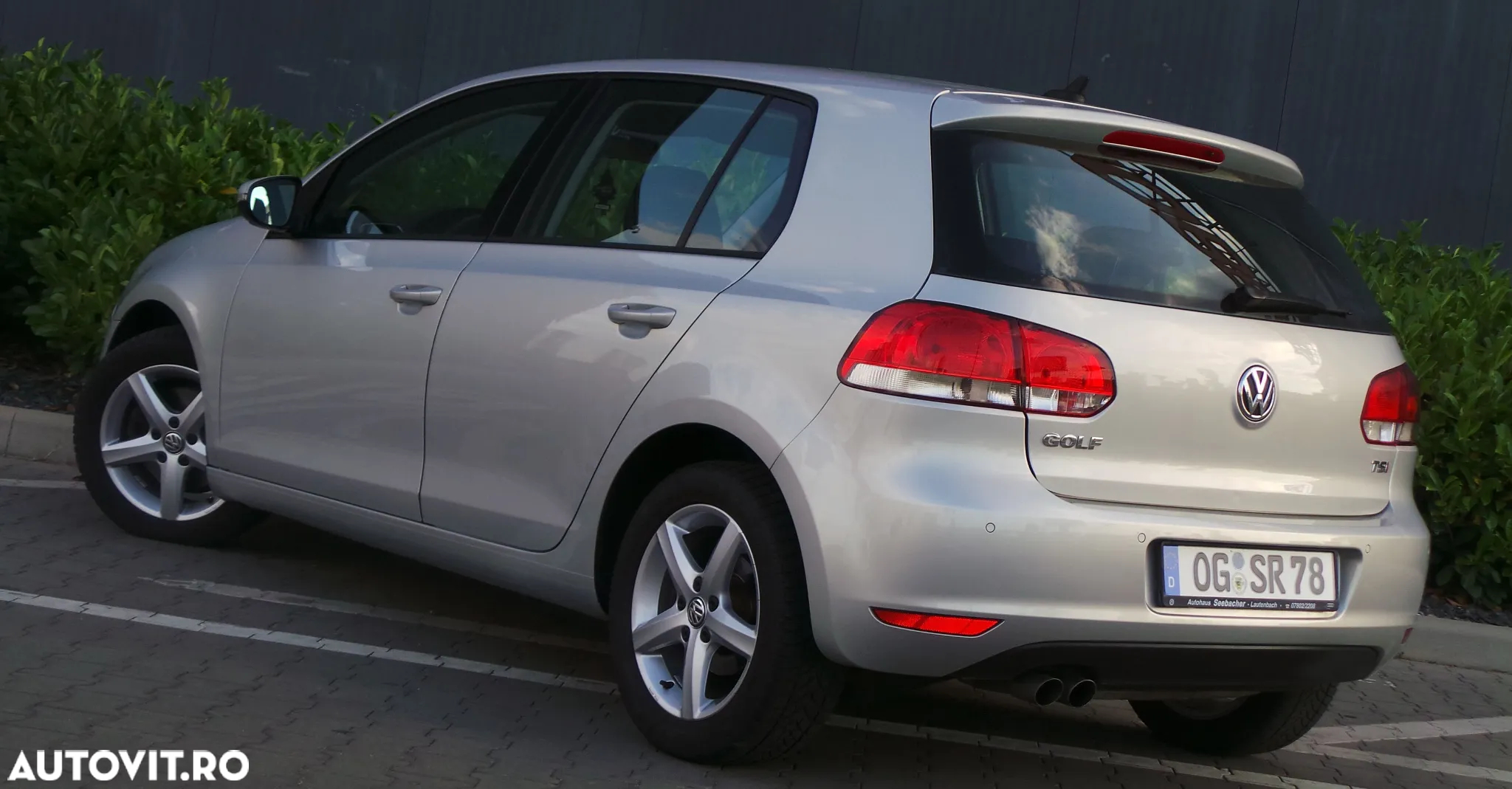 Volkswagen Golf 1.4 TSI DSG Comfortline - 2