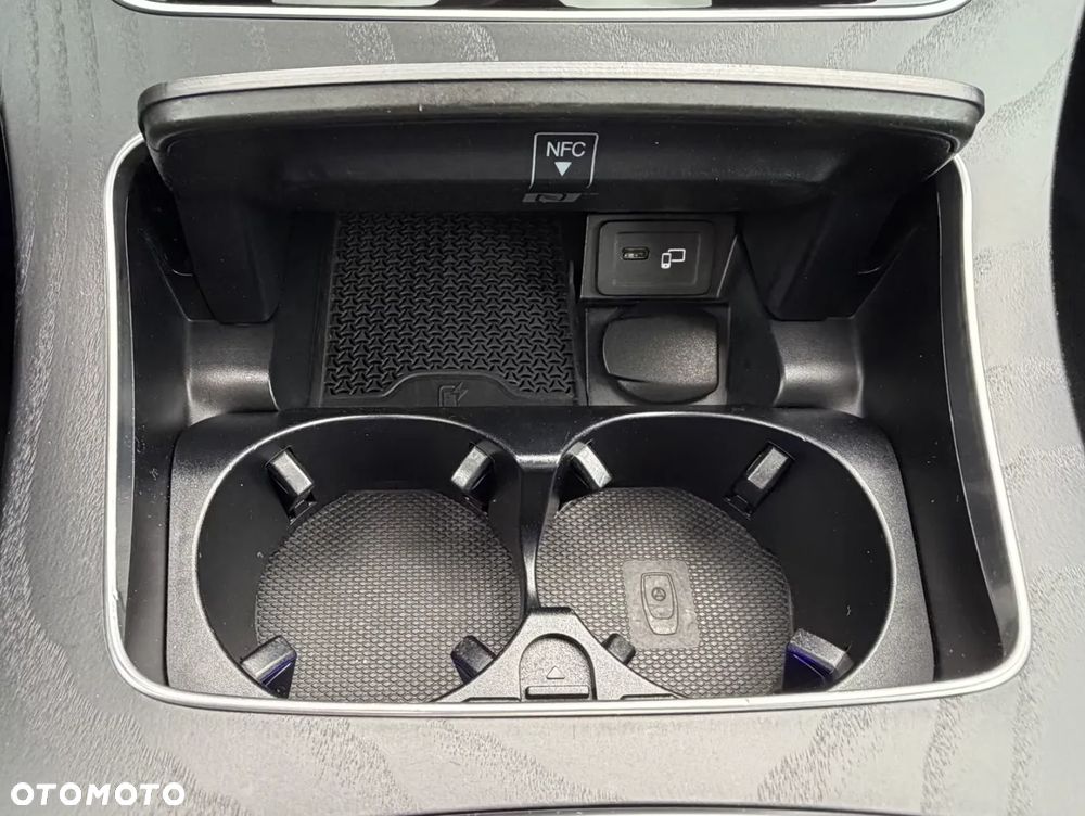 Mercedes-Benz Klasa E 300 de 4-Matic AMG - 25