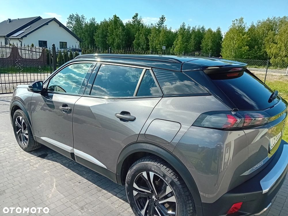 Peugeot 2008 1.2 PureTech GT Line S&S - 6