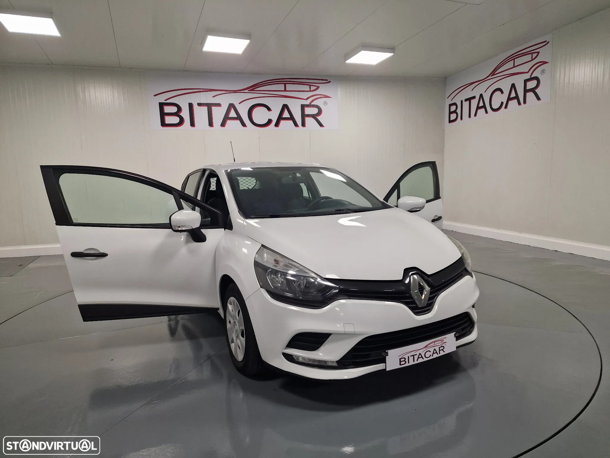 Renault CLIO SOCIETE 1.5 DCI ZEN GPS IVA DEDUTIVEL - 7