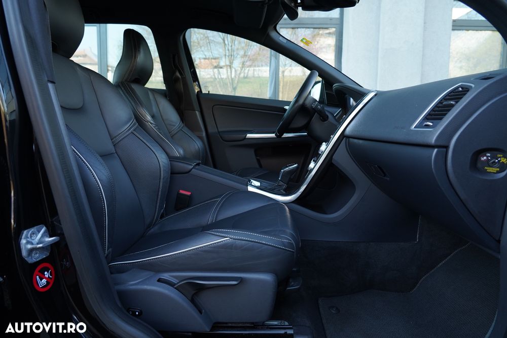 Volvo XC 60 D5 AWD Geartronic Summum - 21