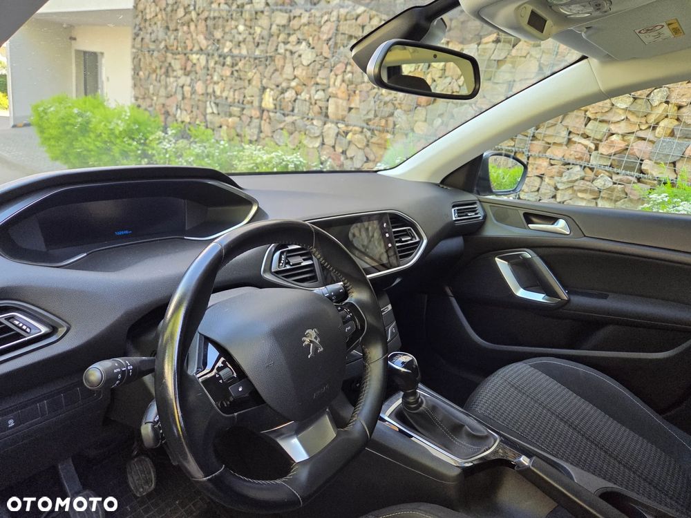 Peugeot 308 1.2 PureTech Allure Pack S&S - 7