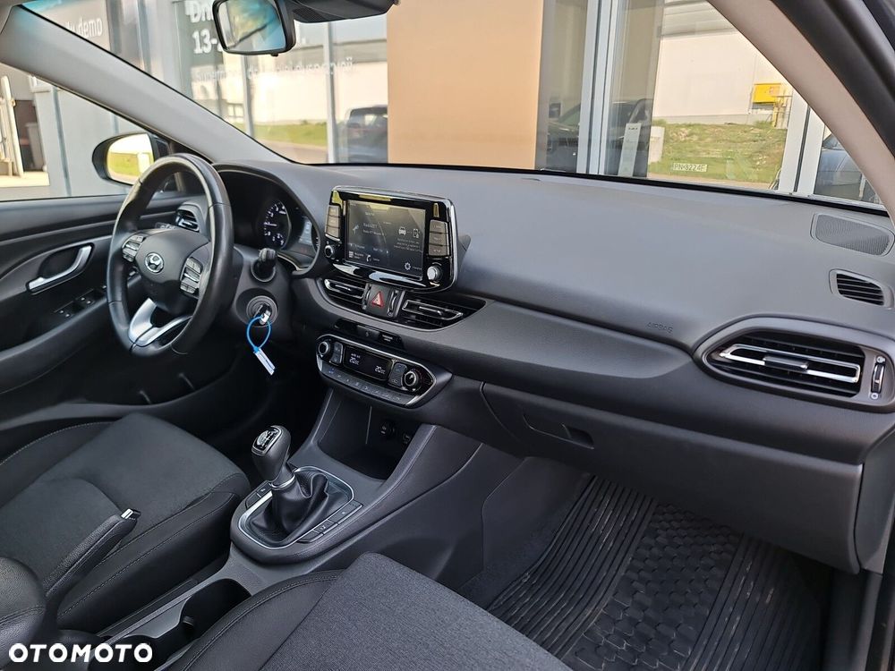 Hyundai i30 1.0 T-GDI Smart - 28