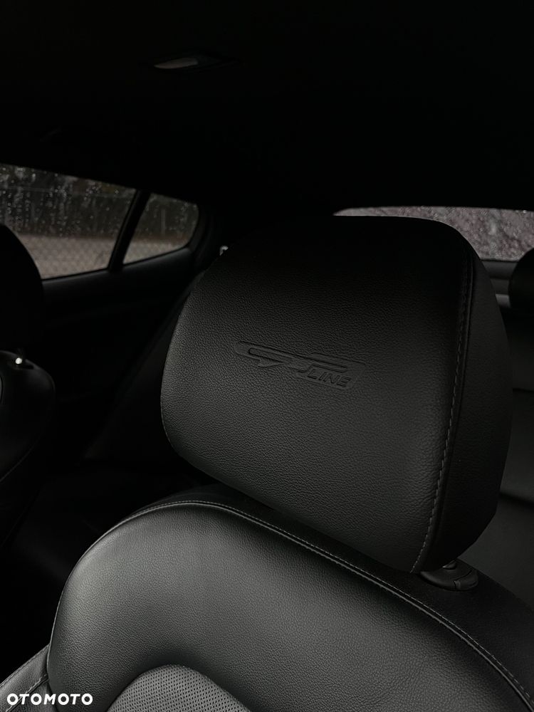 Kia Stinger 2.0 T-GDI GT Line - 18