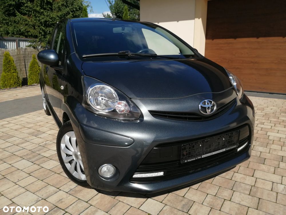 Toyota Aygo 1.0 VVT-i Luna EU5 - 5