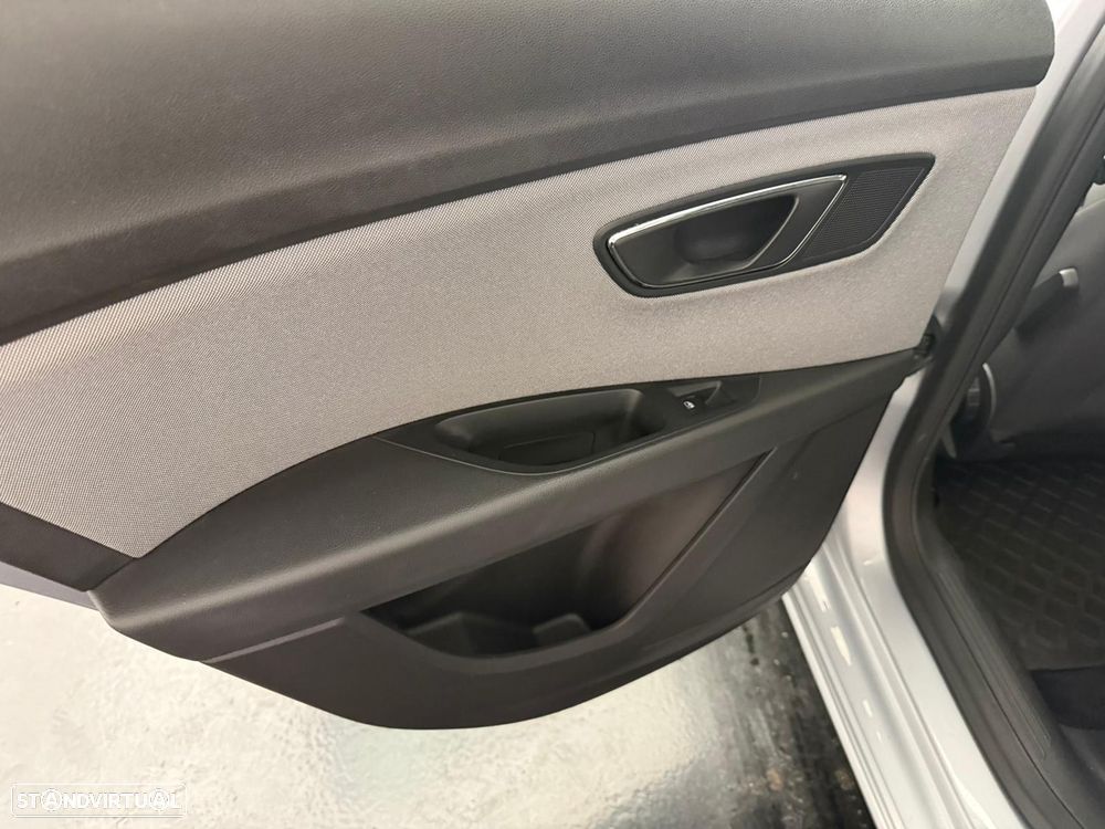 SEAT Leon ST 1.6 TDI S&S DSG Style - 12