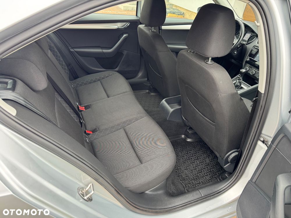 Skoda Octavia - 10
