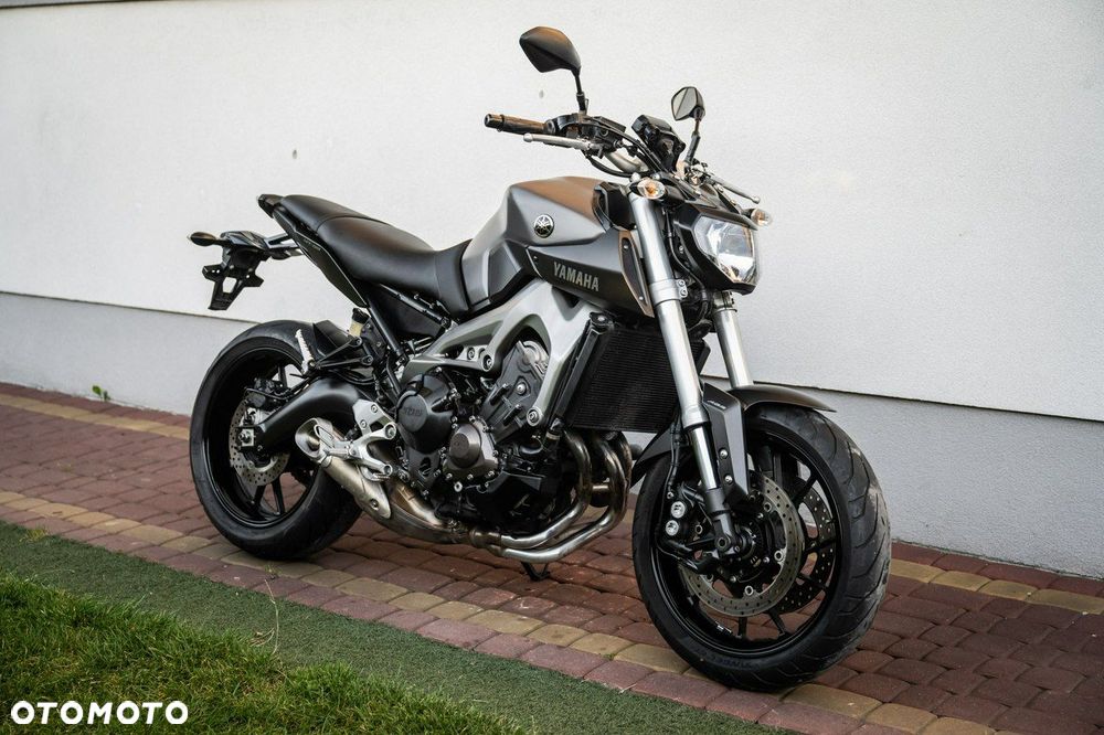Yamaha MT - 1