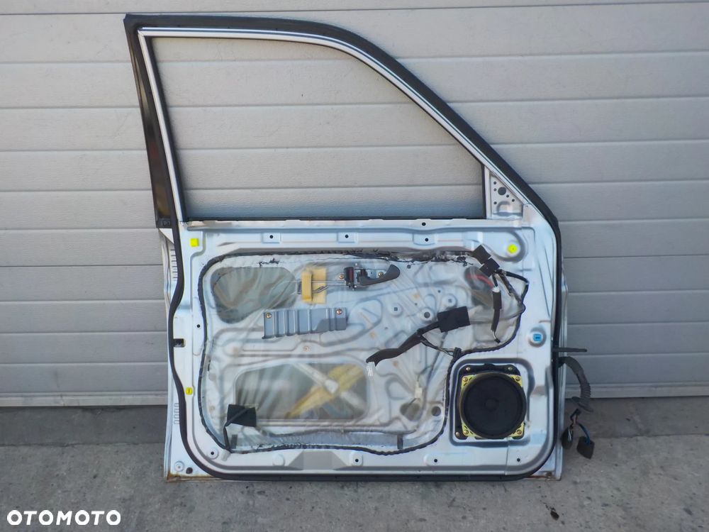 MITUBISHI PAJERO SPORT DRZWI LEWE PRZÓD - 3