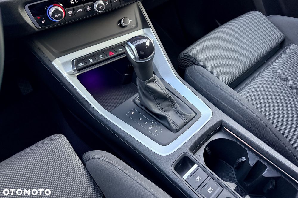 Audi Q3 35 TFSI S tronic - 19