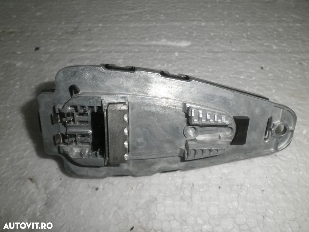 Antena radio/ gps tip coada de rechin BMW Seria 5 G30 G31 , Seria 7 G11, seria 3 f30 , g20 9303037 - 2