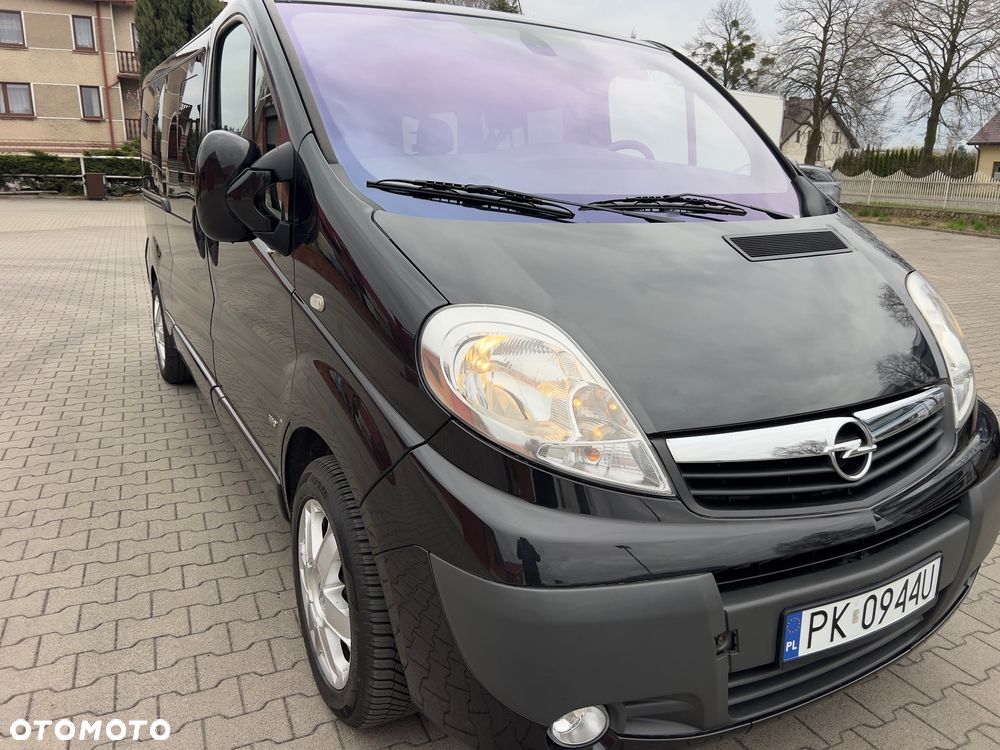 Opel Vivaro - 8