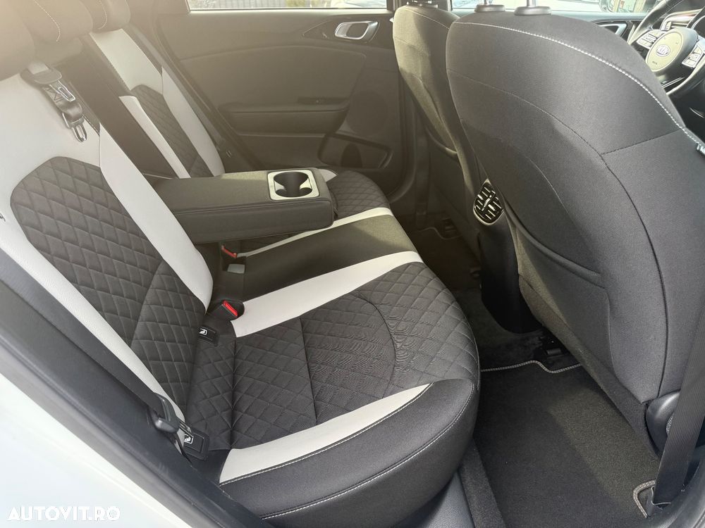 Kia Pro Ceed 1.4 T-GDI DCT7 OPF GT LINE - 18