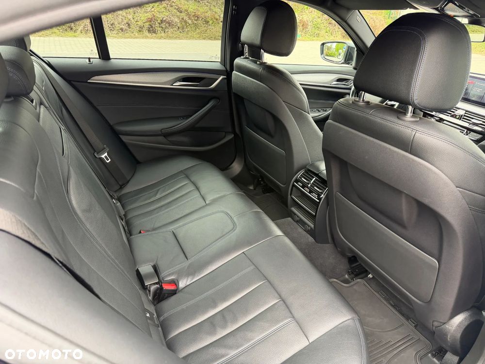 BMW Seria 5 520d xDrive M Sport sport - 14