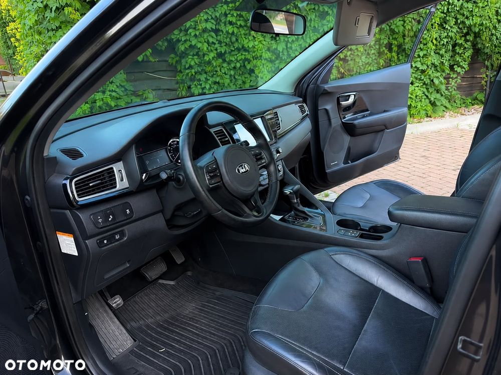 Kia Niro - 11