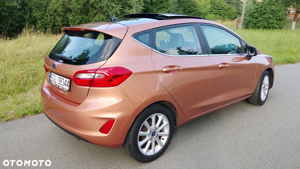 Ford Fiesta 1.0 EcoBoost S&S TITANIUM - 6