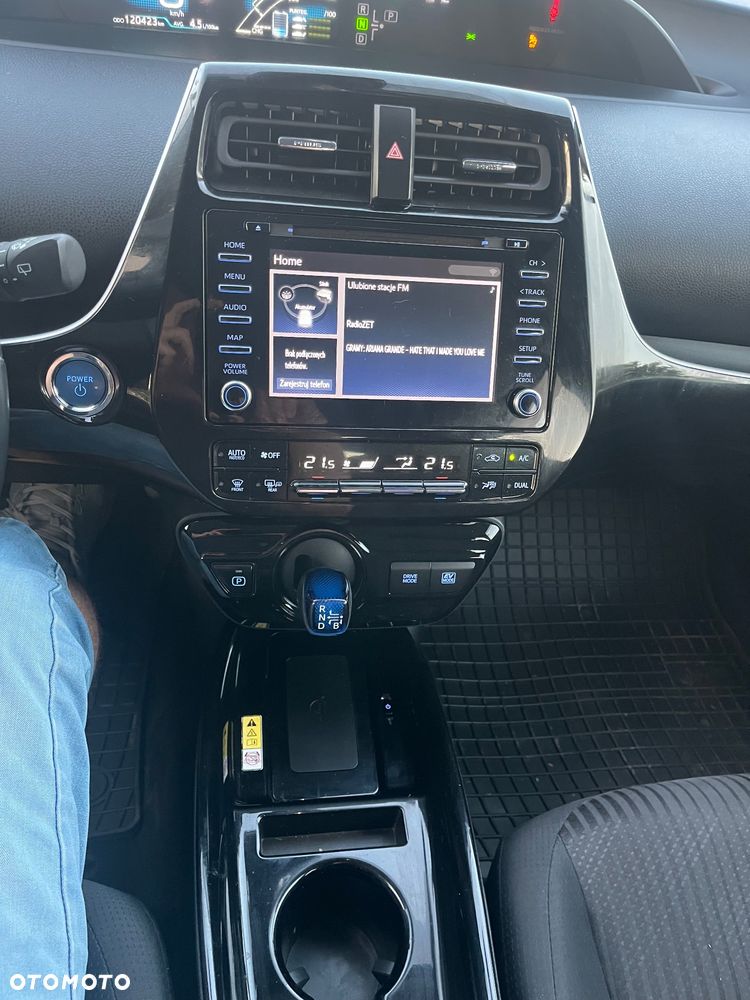 Toyota Prius 1.8 Hybrid Executive - 19