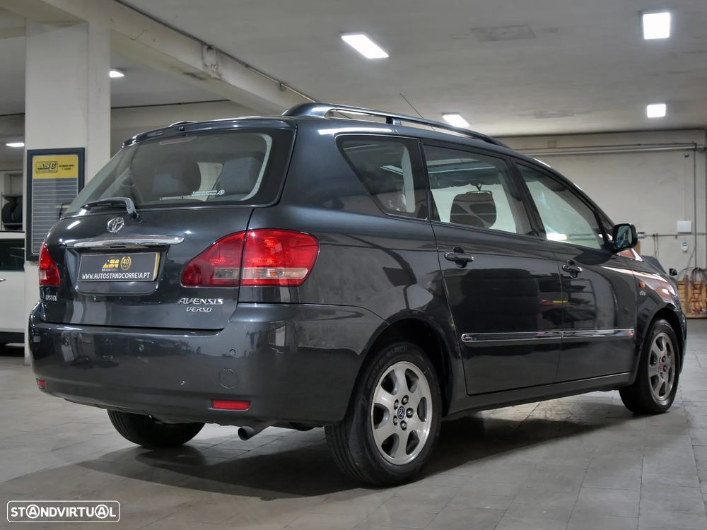 Toyota Avensis Verso 2.0 D-4D Sol - 5