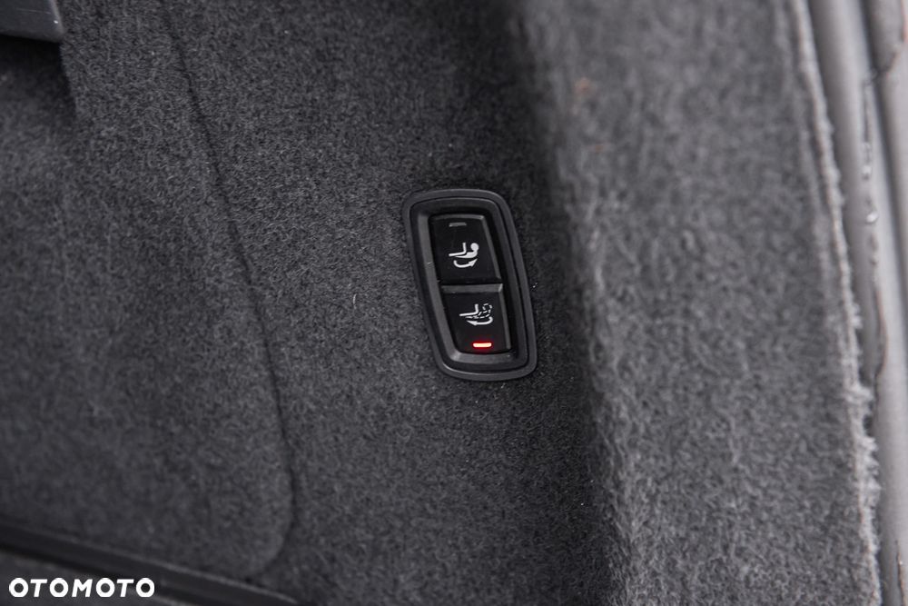 Porsche Cayenne Platinum Edition - 27