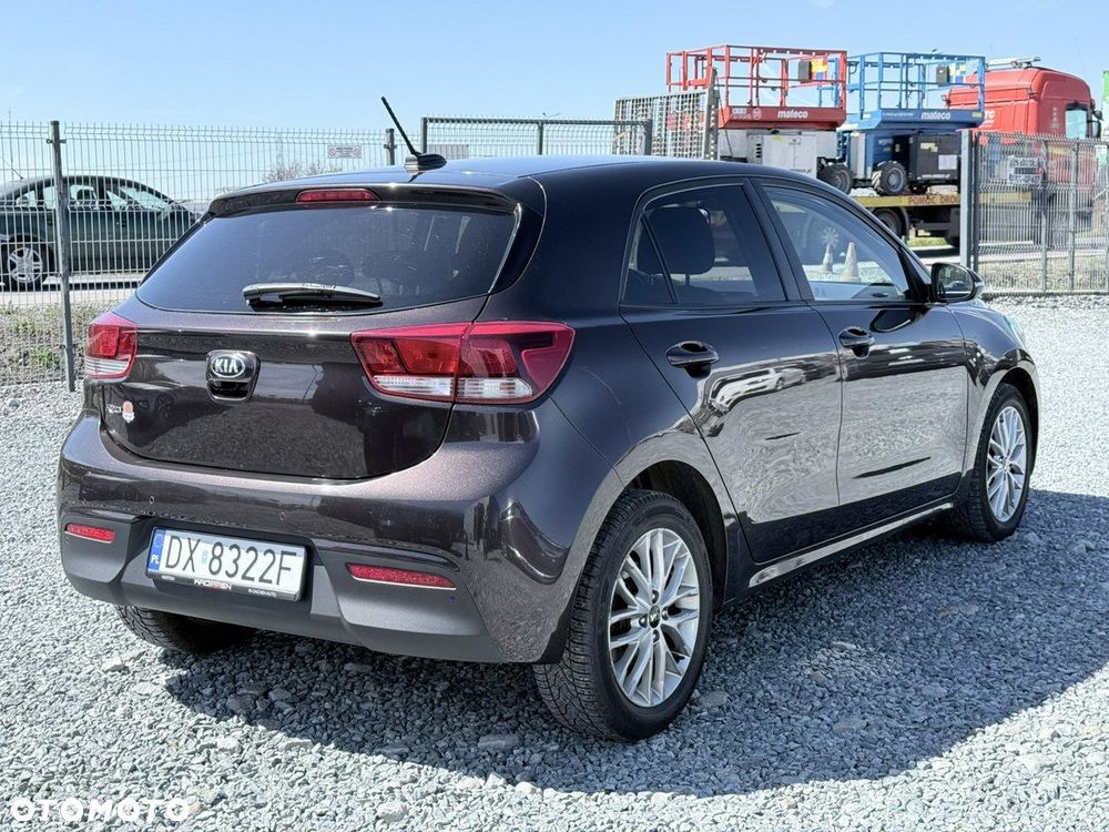 Kia Rio 1.4 XL - 9