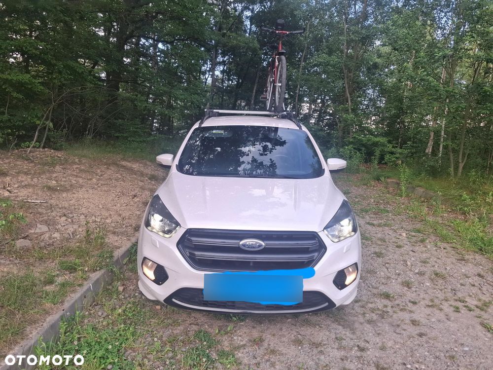 Ford Kuga 2.0 TDCi AWD ST-Line - 3