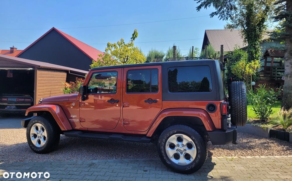 Jeep Wrangler 3.6 Unlim Sahara - 2