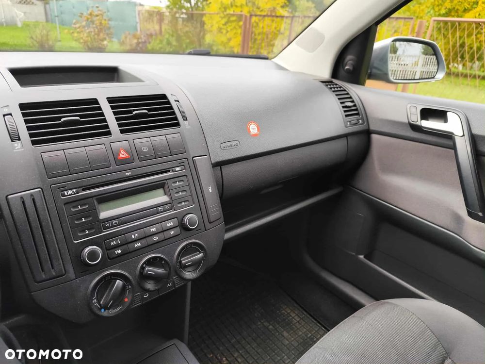 Volkswagen Polo - 10