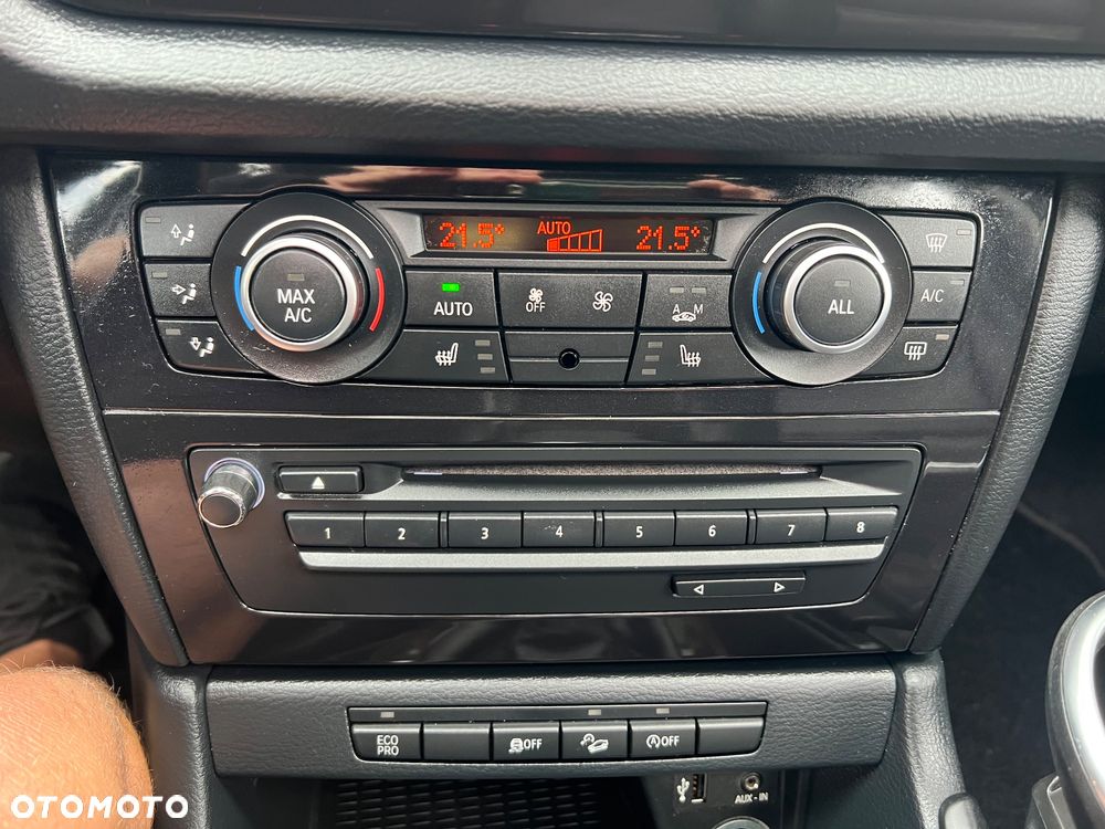 BMW X1 sDrive18d Sport Line - 35