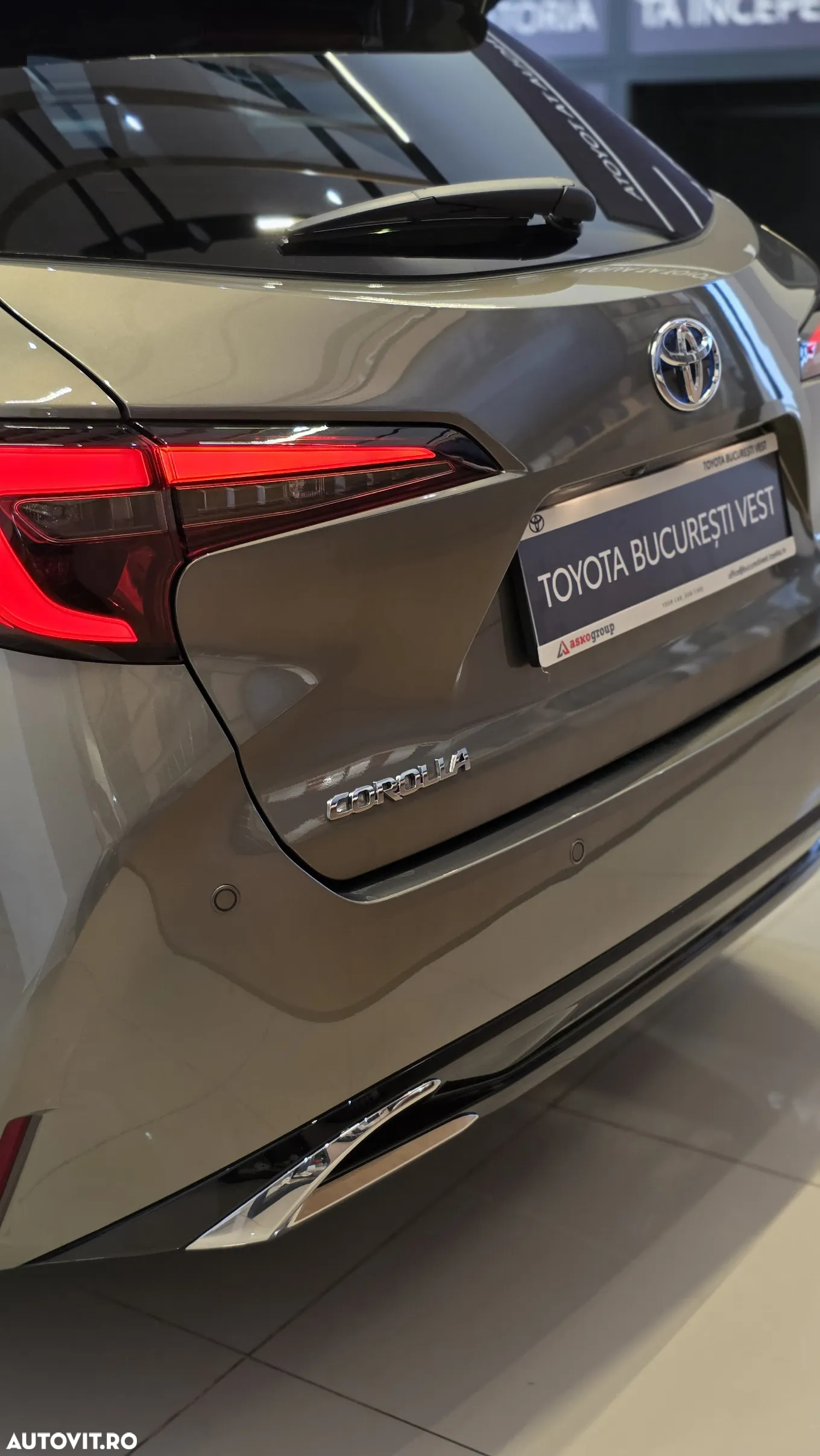 Toyota Corolla 1.8 HSD Dynamic - 6