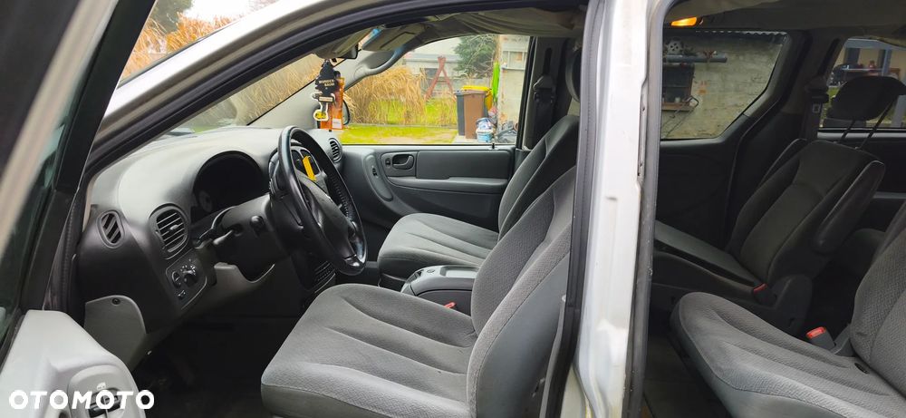 Dodge Grand Caravan 3.8 - 9