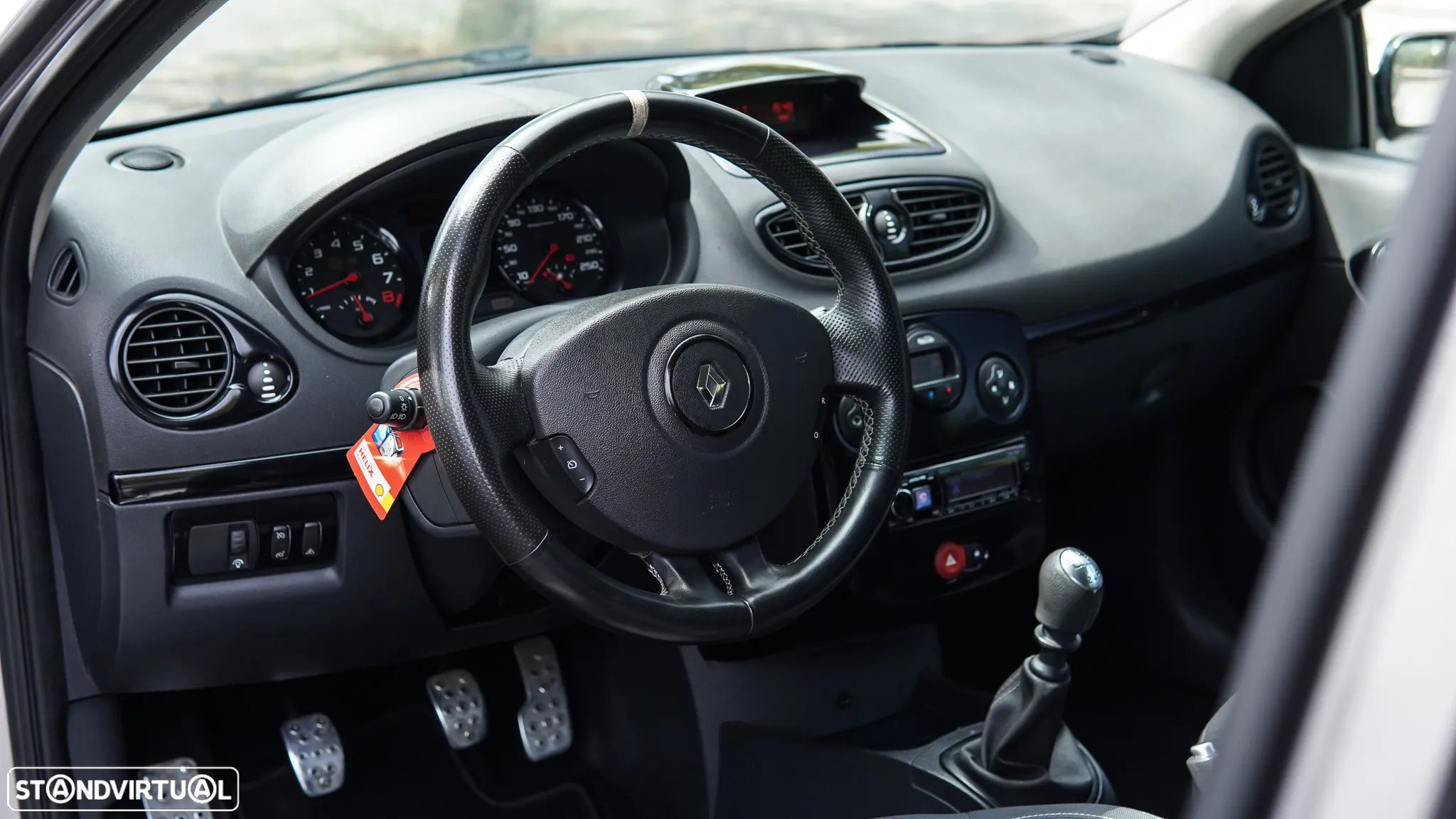 Renault Clio 2.0 16V Sport - 46