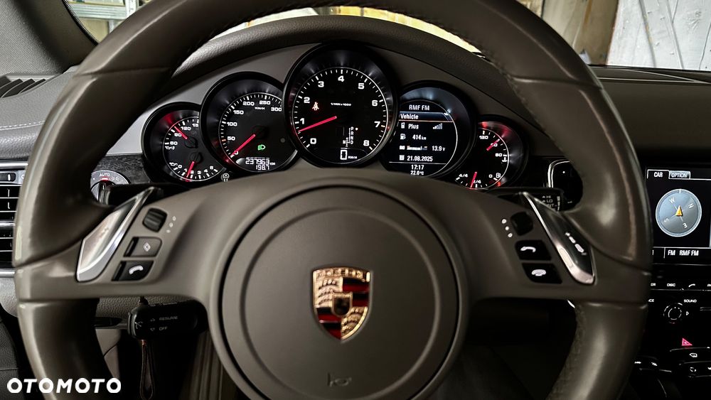 Porsche Panamera 4 - 13