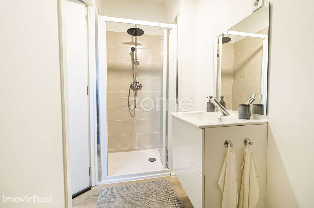 T1 Renovado na Torre da Marinha - Excelente Luz e Localização Centr... - Grande imagem: 3/20