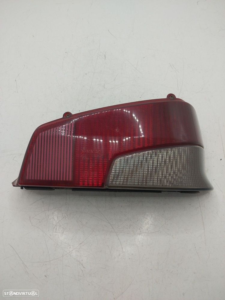 Farolim Stop Dto Peugeot 106 I (1A, 1C) - 1