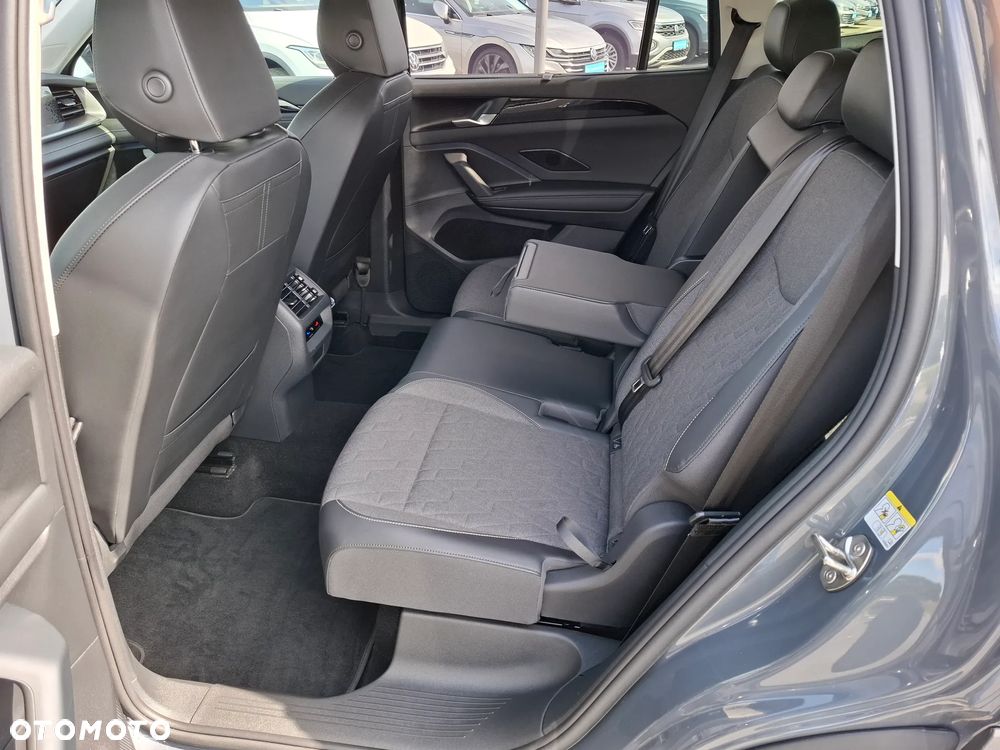 Volkswagen Tayron 1.5 eTSI mHEV Life Plus DSG - 11