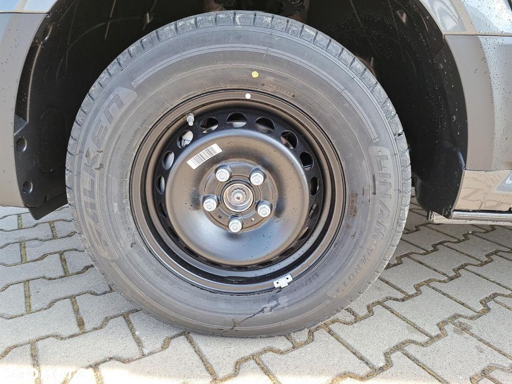 Volkswagen Grand California Grand California 600 DMC 3500kg silnik: 2,0 l TDI EURO VI-e SCR / 163KM/skrzynia biegów: Przedni napęd automatyczna 8-biegowa rozstaw osi: 3640 mm - 21