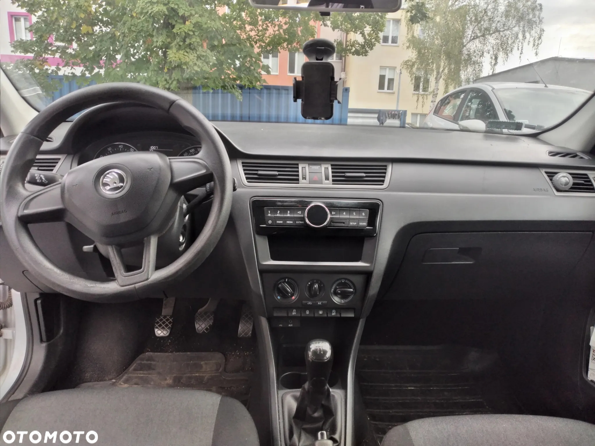 Skoda RAPID 1.2 TSI Active - 10