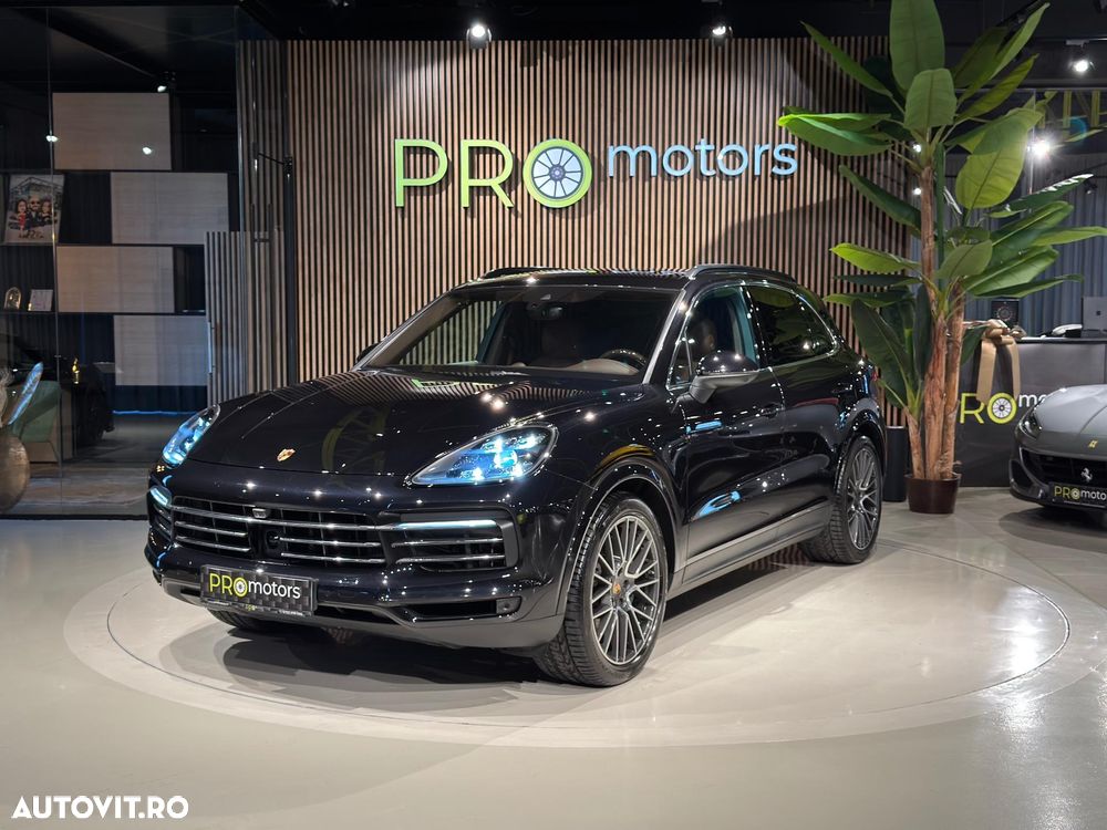 Porsche Cayenne S - 1