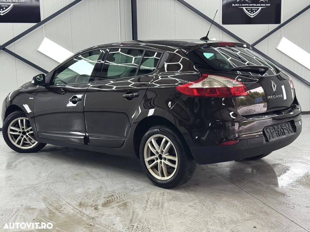 Renault Megane ENERGY dCi 130 Start & Stopp Bose Edition - 8