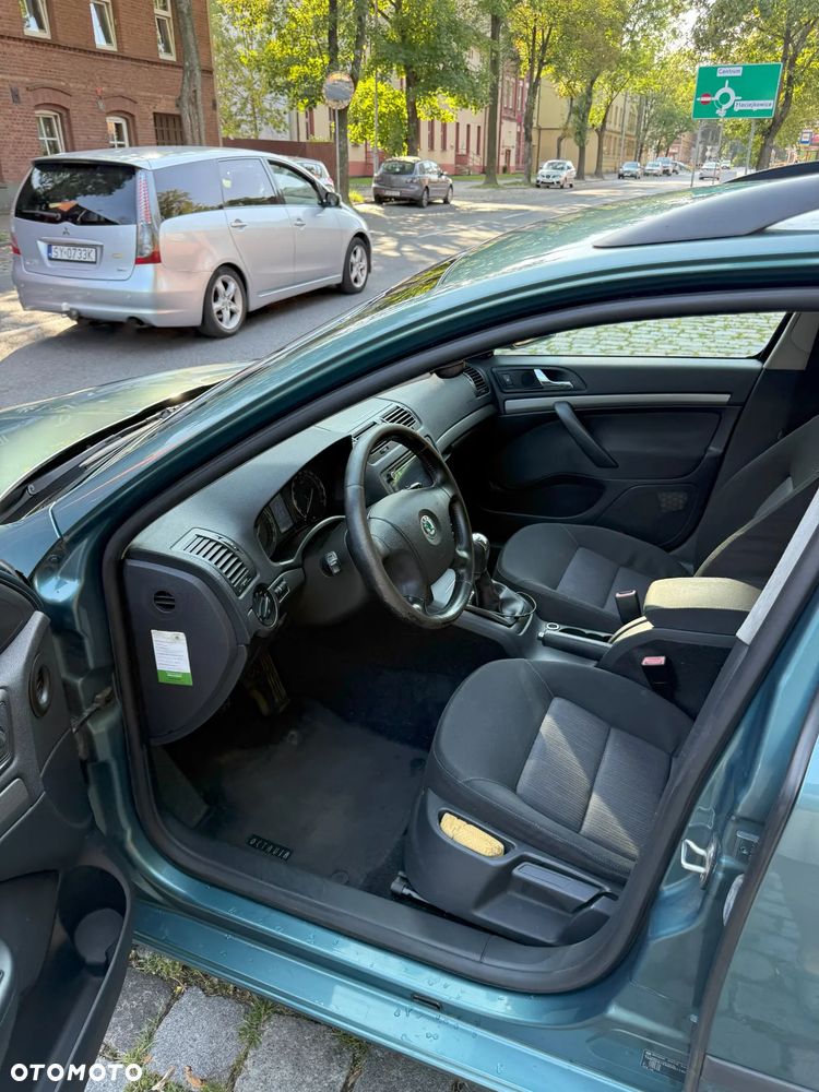 Skoda Octavia - 22