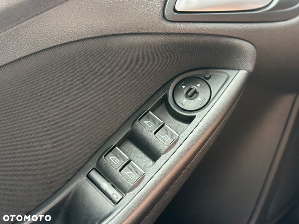 Ford Focus 1.5 EcoBoost STart-Stopp-System ST-LINE - 28