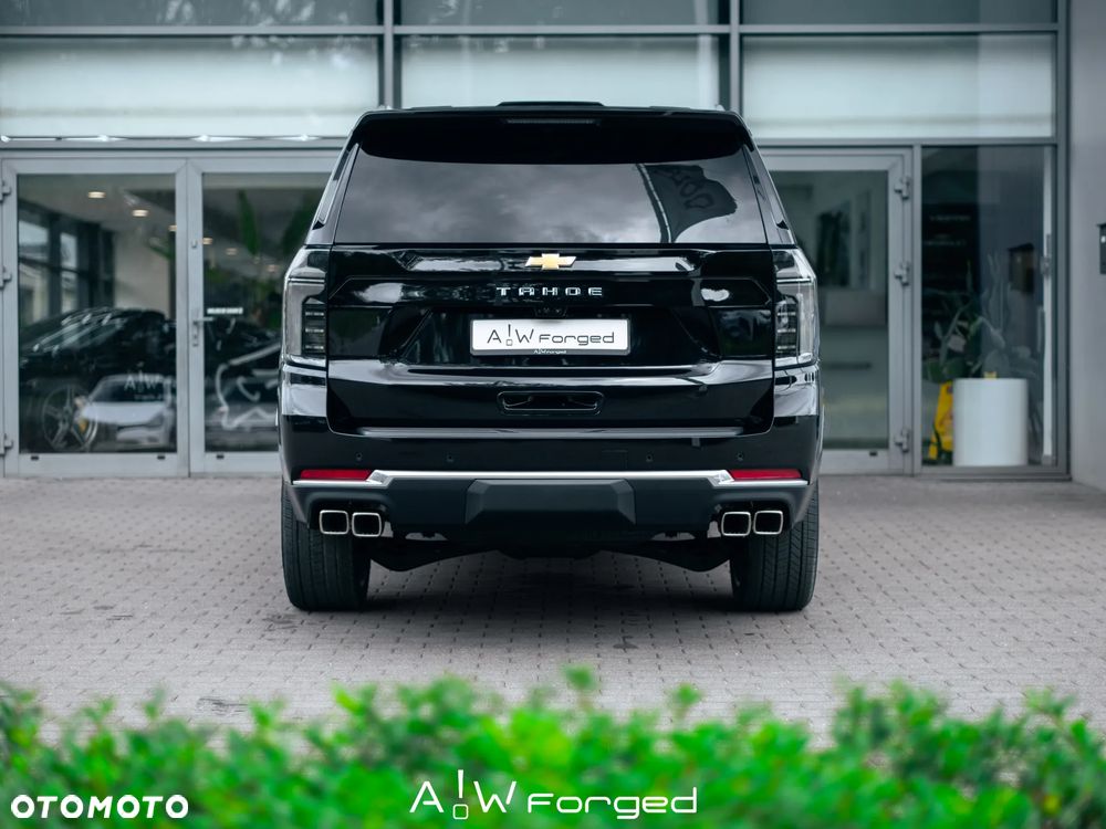 Chevrolet Tahoe - 9