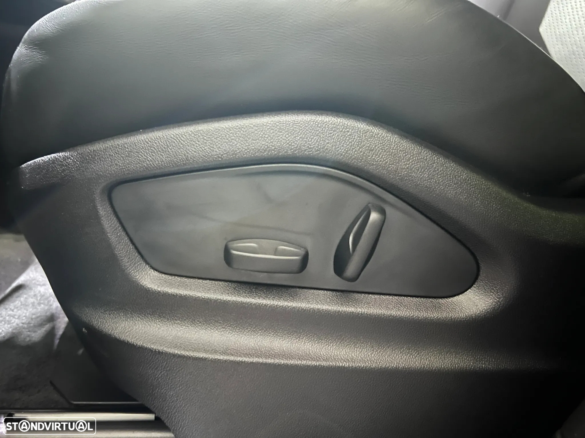 Porsche Cayenne E-Hybrid Platinum Edition - 11